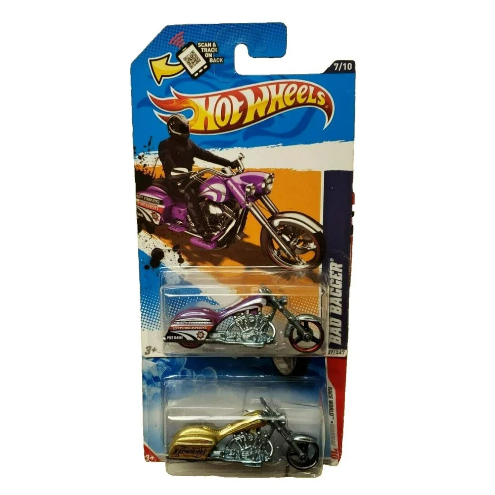 2012 Hot Wheels BAD BAGGER HW CITY WORKS '12 #137 & HIGHWAY '10 #194 LOT Of 2
